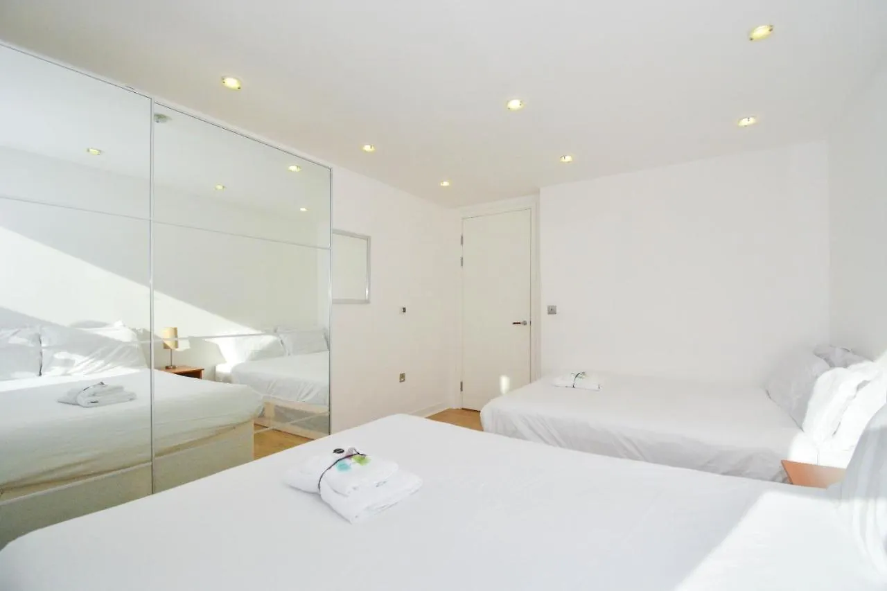 Apartment Wharf - Canary South London